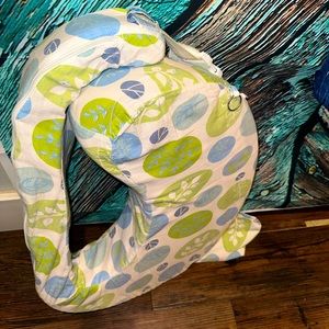 My Brest Friend Breastfeeding / Nursing Pillow - Leaf
